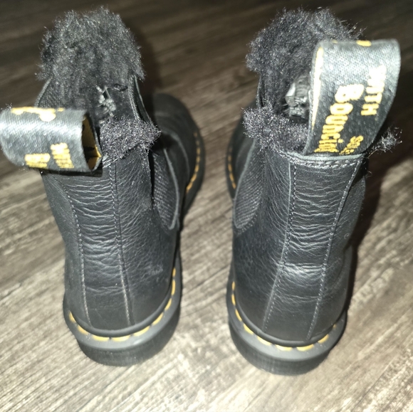 Dr. Martens 2976 Faux Fur Lined Chelsea Boots Sz 8 (7 Mens) - Picture 8 of 11